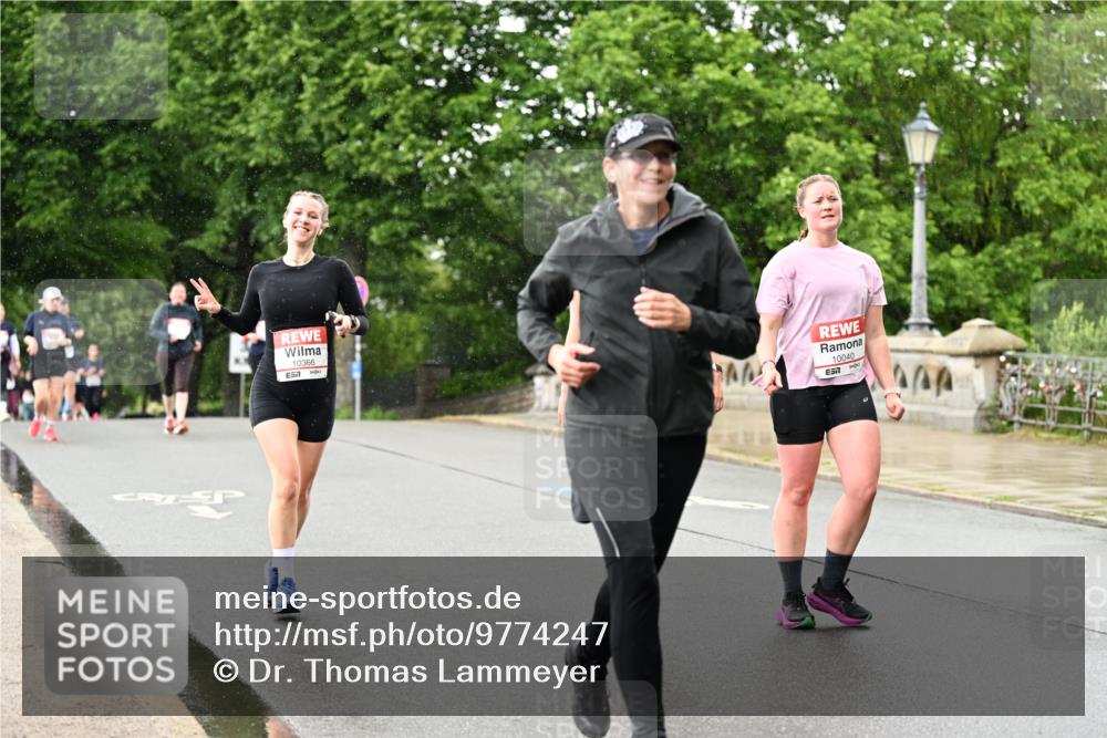 14.06.2026 - REWE Women's Run Dr. Thomas Lammeyer http://msf.ph/oto/9774247 14.06.2026 09:54:29 Laufen 10366, 57, 10040, 57, 200 meine-sportfotos.de