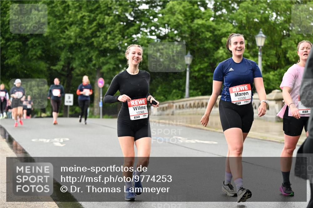 14.06.2026 - REWE Women's Run Dr. Thomas Lammeyer http://msf.ph/oto/9774253 14.06.2026 09:54:30 Laufen 10366, 10330, 7, 100, 7 meine-sportfotos.de