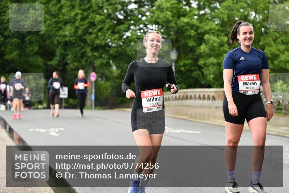 14.06.2026 - REWE Women's Run Dr. Thomas Lammeyer http://msf.ph/oto/9774256 14.06.2026 09:54:31 Laufen 10366, 7, 10330 meine-sportfotos.de