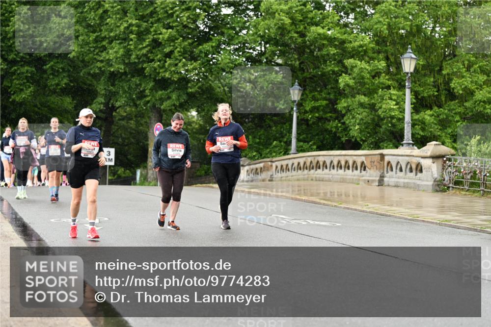 14.06.2026 - REWE Women's Run Dr. Thomas Lammeyer http://msf.ph/oto/9774283 14.06.2026 09:54:35 Laufen 10909, 3, 11125 meine-sportfotos.de