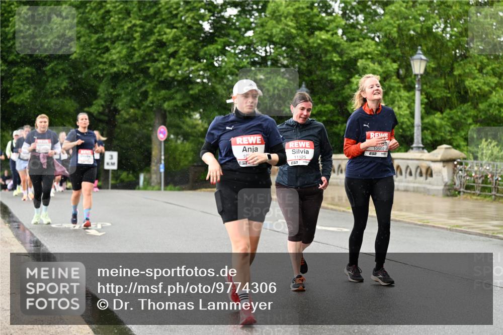 14.06.2026 - REWE Women's Run Dr. Thomas Lammeyer http://msf.ph/oto/9774306 14.06.2026 09:54:37 Laufen 11125, 57, 10, 10502, 7 meine-sportfotos.de