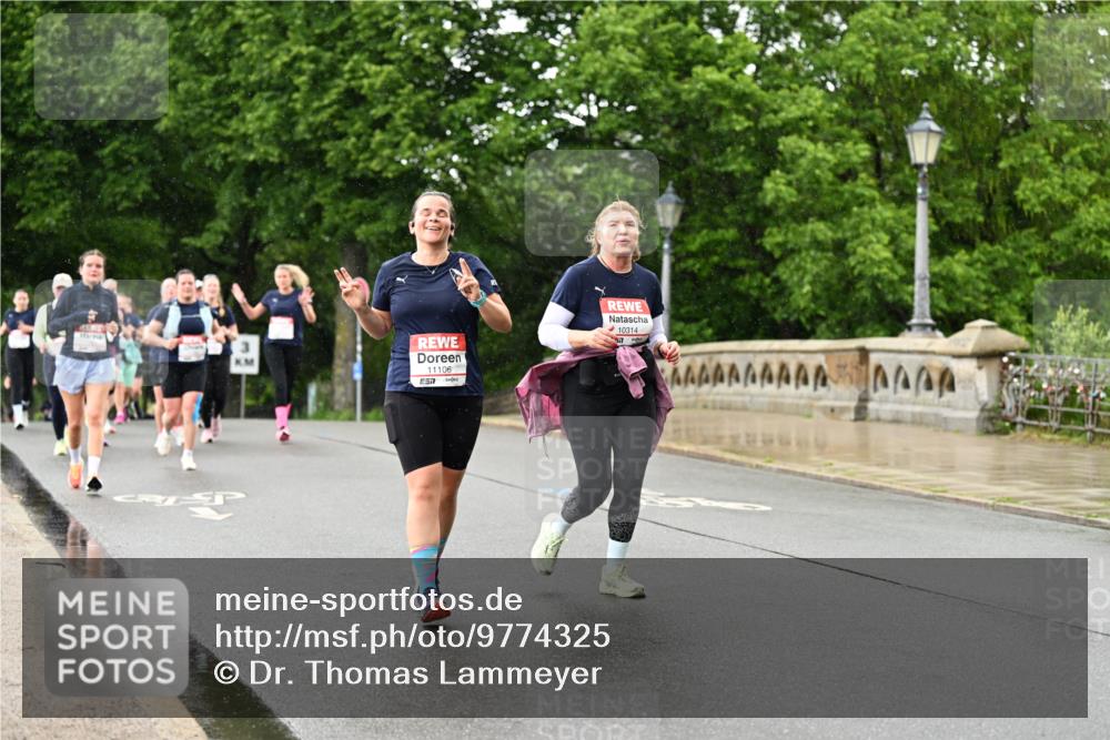 14.06.2026 - REWE Women's Run Dr. Thomas Lammeyer http://msf.ph/oto/9774325 14.06.2026 09:54:40 Laufen 11106, 57, 10314 meine-sportfotos.de