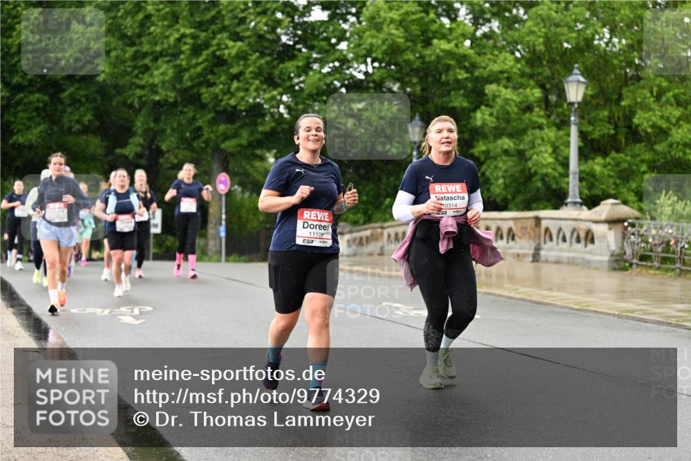 14.06.2026 - REWE Women's Run Dr. Thomas Lammeyer http://msf.ph/oto/9774329 14.06.2026 09:54:40 Laufen 11106, 577, 10314 meine-sportfotos.de