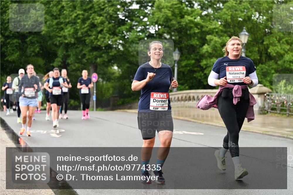 14.06.2026 - REWE Women's Run Dr. Thomas Lammeyer http://msf.ph/oto/9774335 14.06.2026 09:54:41 Laufen 11106, 7, 10314, 7 meine-sportfotos.de