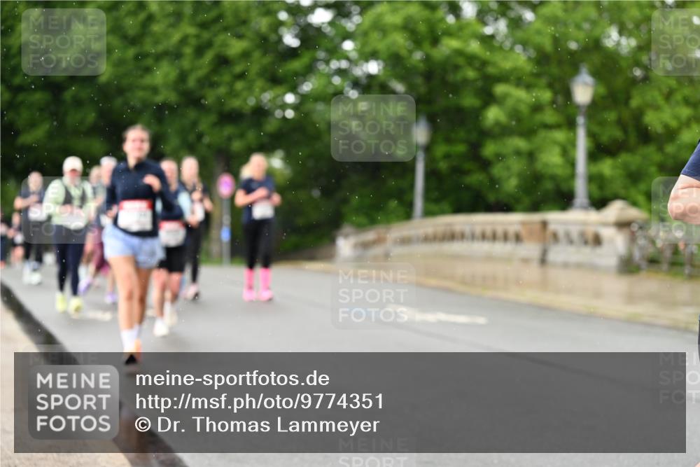 14.06.2026 - REWE Women's Run Dr. Thomas Lammeyer http://msf.ph/oto/9774351 14.06.2026 09:54:43 Laufen  meine-sportfotos.de
