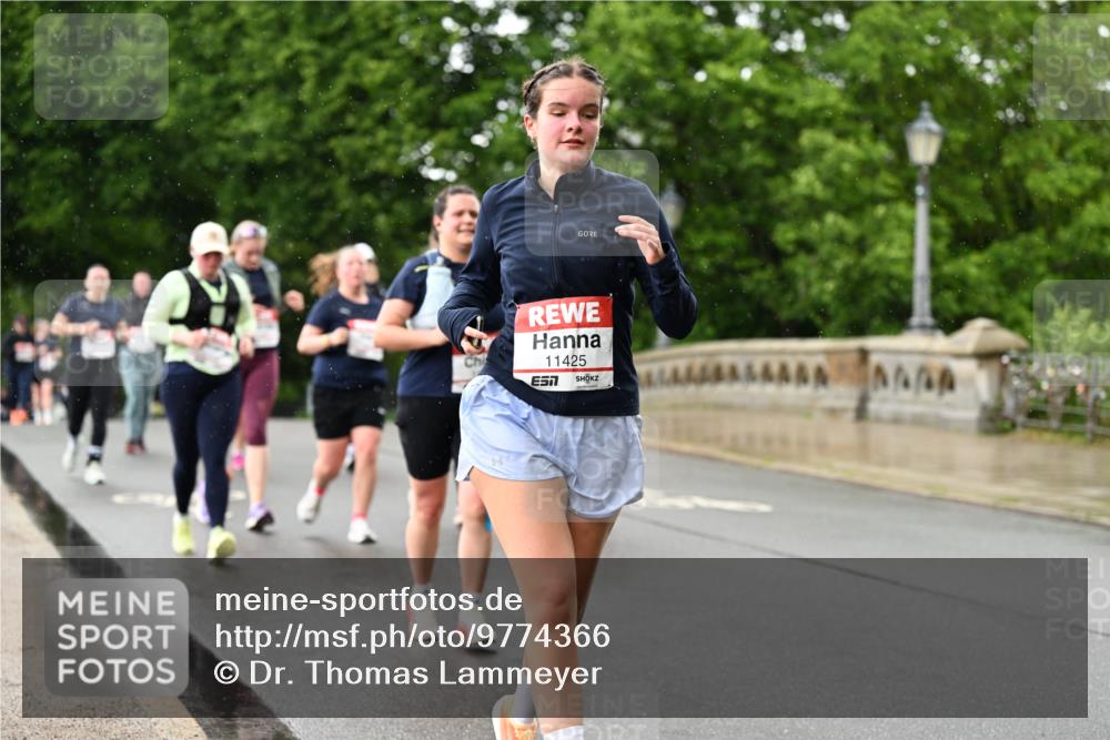 14.06.2026 - REWE Women's Run Dr. Thomas Lammeyer http://msf.ph/oto/9774366 14.06.2026 09:54:45 Laufen 11425 meine-sportfotos.de