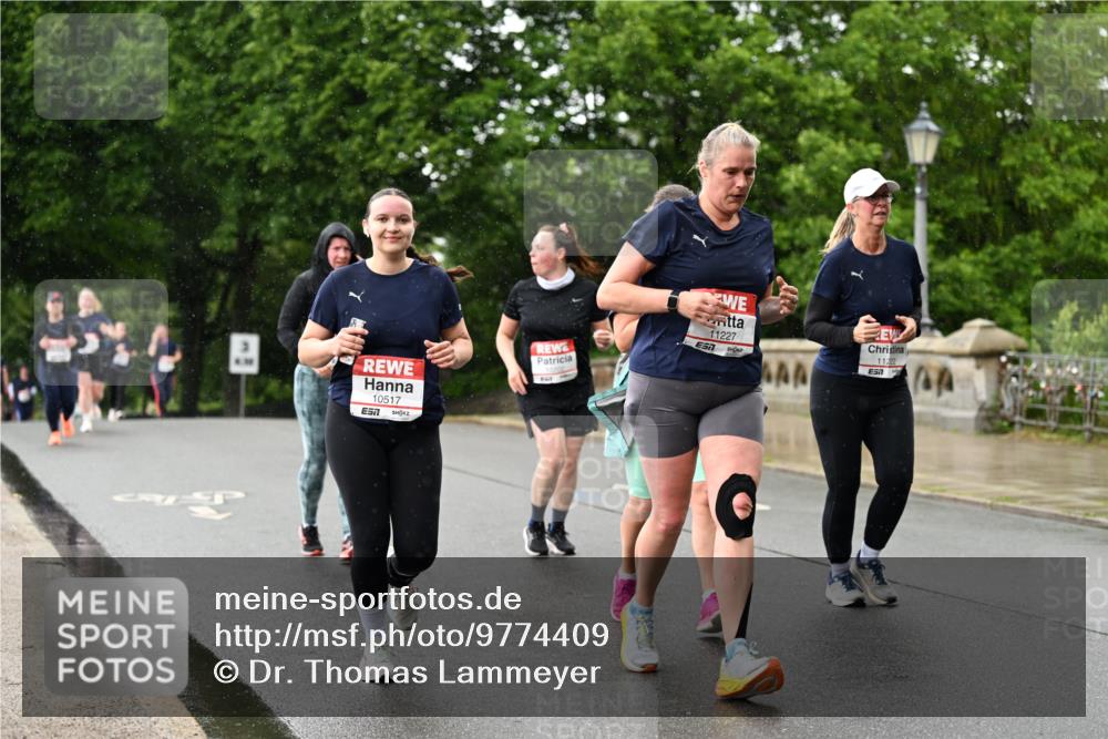 14.06.2026 - REWE Women's Run Dr. Thomas Lammeyer http://msf.ph/oto/9774409 14.06.2026 09:54:50 Laufen 10517, 7, 11227, 11222 meine-sportfotos.de