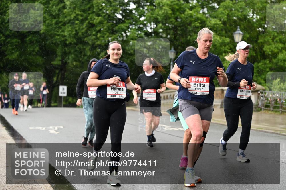 14.06.2026 - REWE Women's Run Dr. Thomas Lammeyer http://msf.ph/oto/9774411 14.06.2026 09:54:50 Laufen 6, 10517, 11227, 11222, 57 meine-sportfotos.de