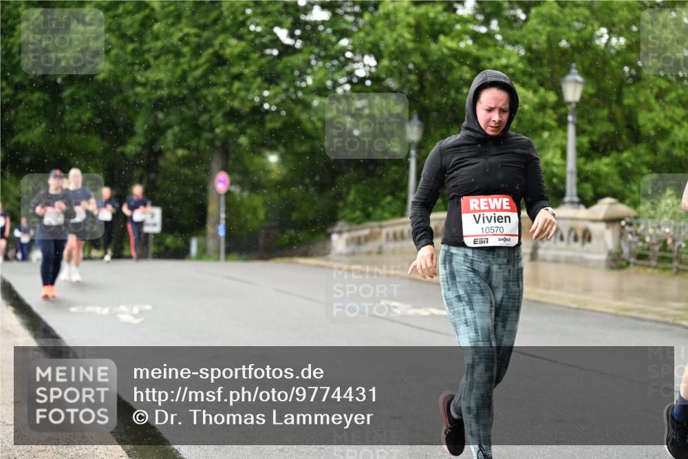 14.06.2026 - REWE Women's Run Dr. Thomas Lammeyer http://msf.ph/oto/9774431 14.06.2026 09:54:52 Laufen 10570 meine-sportfotos.de