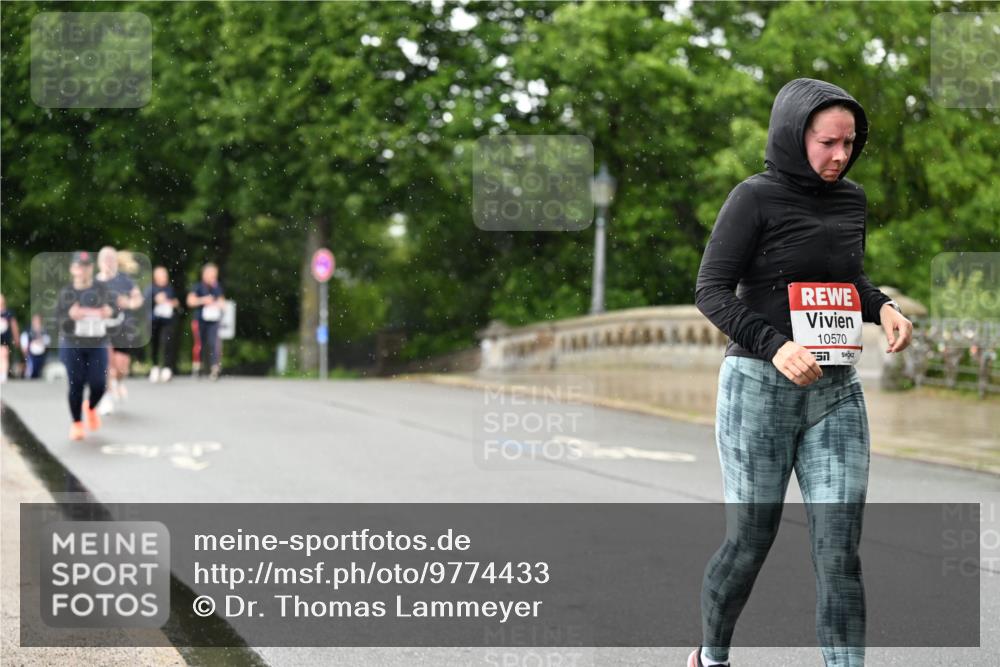 14.06.2026 - REWE Women's Run Dr. Thomas Lammeyer http://msf.ph/oto/9774433 14.06.2026 09:54:53 Laufen 10570 meine-sportfotos.de