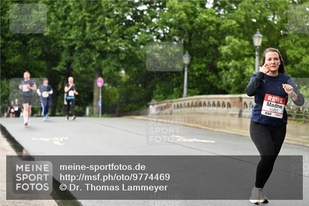 14.06.2026 - REWE Women's Run Dr. Thomas Lammeyer http://msf.ph/oto/9774469 14.06.2026 09:55:02 Laufen 10537, 7 meine-sportfotos.de