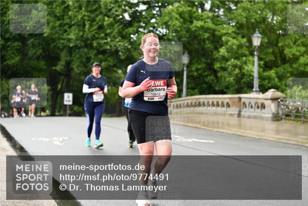 14.06.2026 - REWE Women's Run Dr. Thomas Lammeyer http://msf.ph/oto/9774491 14.06.2026 09:55:08 Laufen 10612, 7422 meine-sportfotos.de