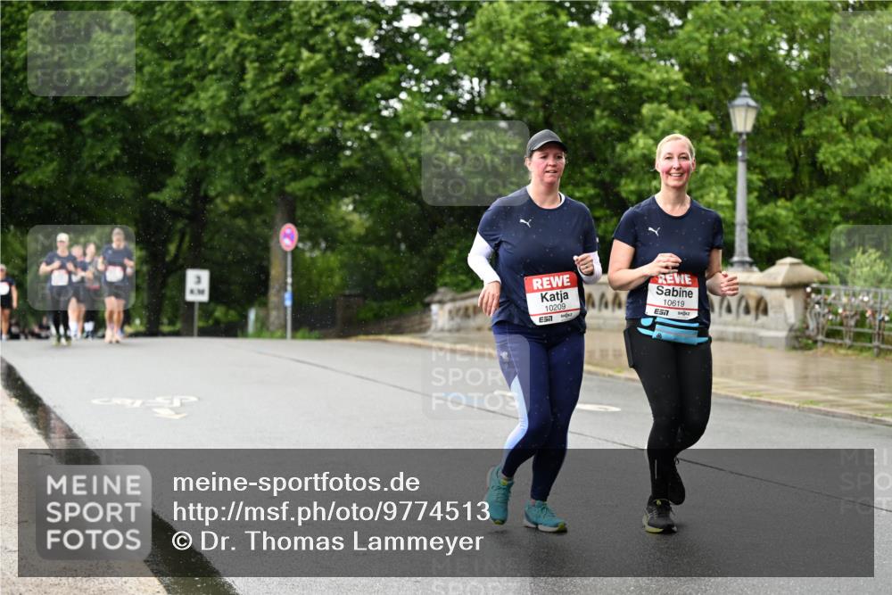 14.06.2026 - REWE Women's Run Dr. Thomas Lammeyer http://msf.ph/oto/9774513 14.06.2026 09:55:11 Laufen 10209, 57, 10619, 7, 1404 meine-sportfotos.de