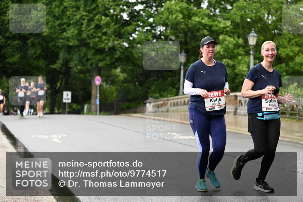 14.06.2026 - REWE Women's Run Dr. Thomas Lammeyer http://msf.ph/oto/9774517 14.06.2026 09:55:11 Laufen 10209, 7, 72, 10619, 7 meine-sportfotos.de