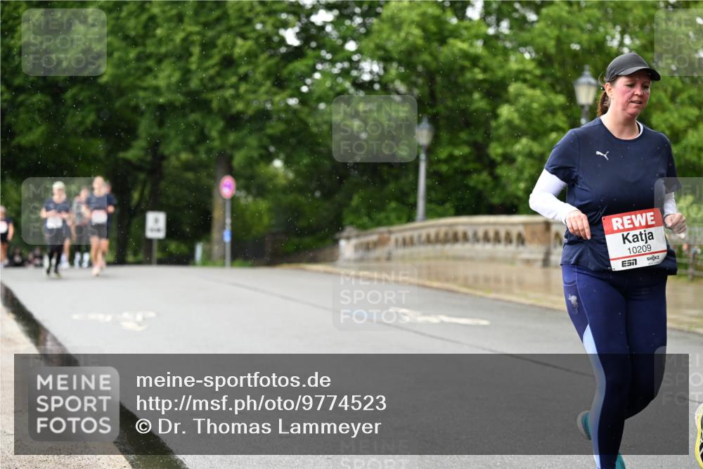 14.06.2026 - REWE Women's Run Dr. Thomas Lammeyer http://msf.ph/oto/9774523 14.06.2026 09:55:12 Laufen 10209 meine-sportfotos.de