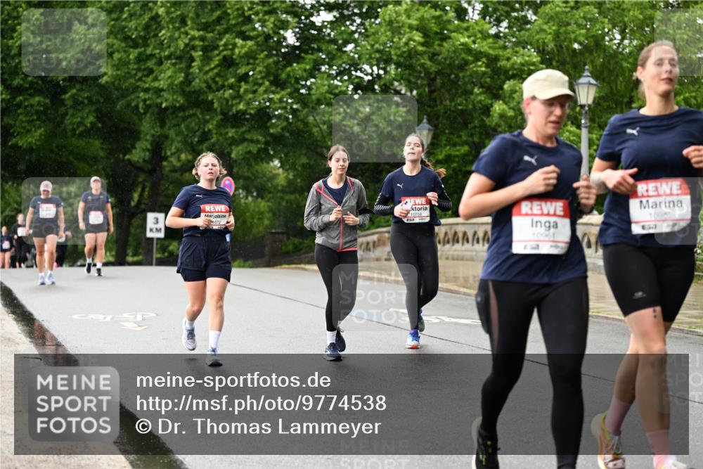 14.06.2026 - REWE Women's Run Dr. Thomas Lammeyer http://msf.ph/oto/9774538 14.06.2026 09:55:21 Laufen 1072, 10758, 444444, 10961, 10062 meine-sportfotos.de