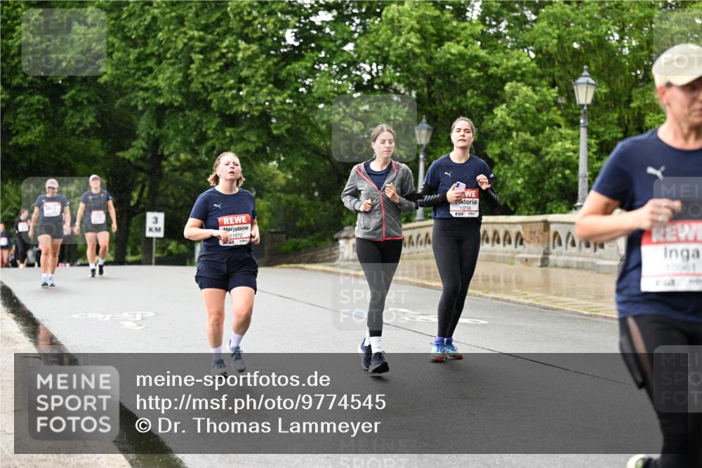 14.06.2026 - REWE Women's Run Dr. Thomas Lammeyer http://msf.ph/oto/9774545 14.06.2026 09:55:21 Laufen 11072, 10758 meine-sportfotos.de