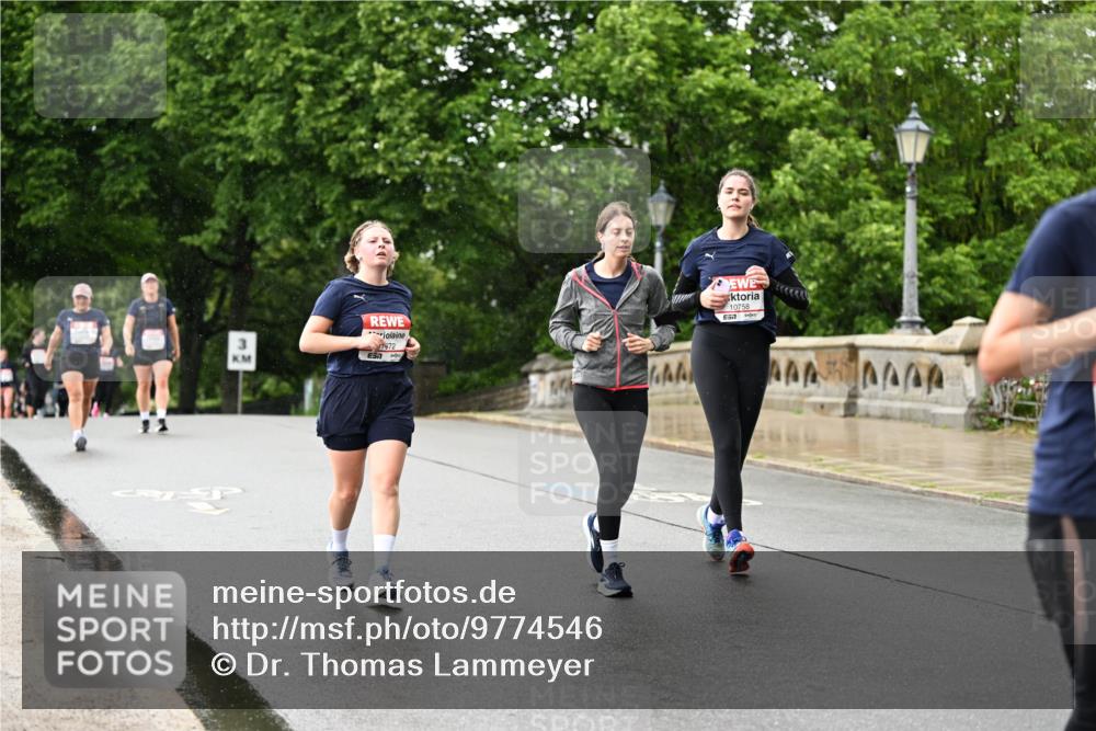14.06.2026 - REWE Women's Run Dr. Thomas Lammeyer http://msf.ph/oto/9774546 14.06.2026 09:55:21 Laufen 1972, 10758 meine-sportfotos.de