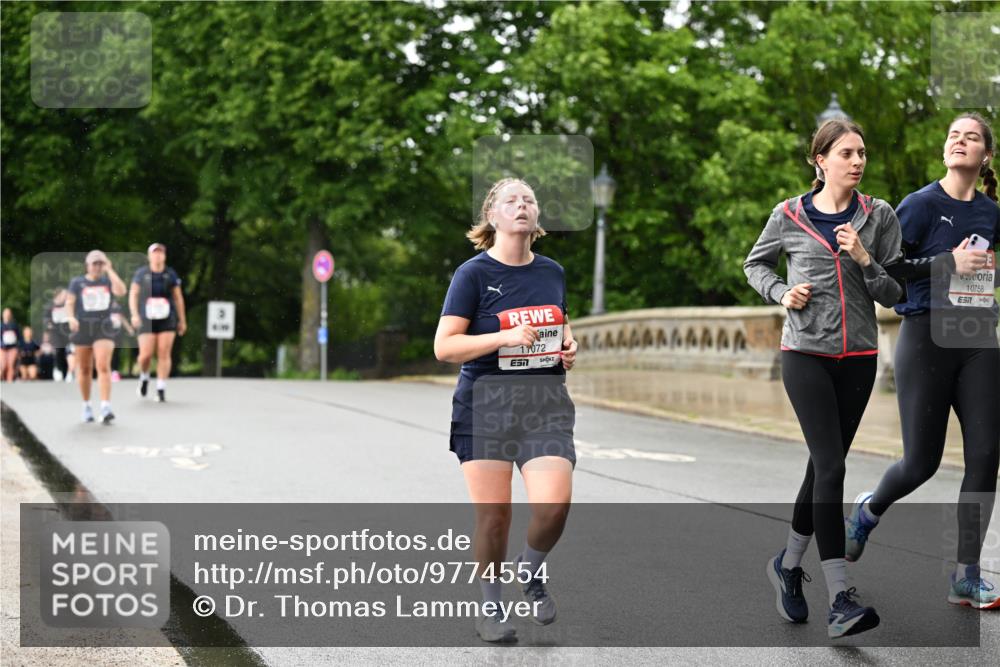 14.06.2026 - REWE Women's Run Dr. Thomas Lammeyer http://msf.ph/oto/9774554 14.06.2026 09:55:23 Laufen 17072, 10758 meine-sportfotos.de