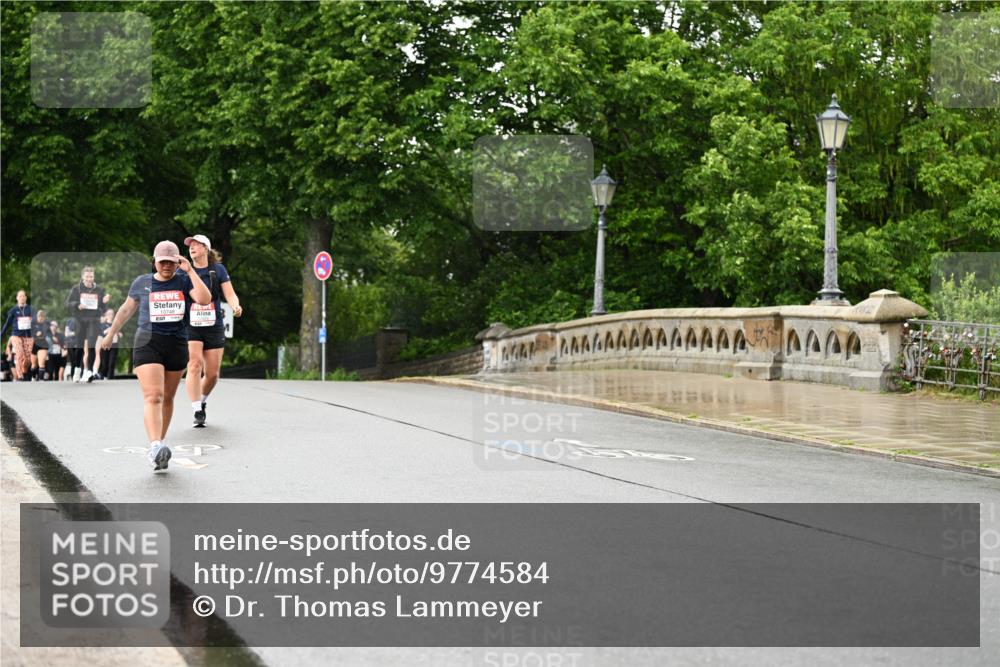 14.06.2026 - REWE Women's Run Dr. Thomas Lammeyer http://msf.ph/oto/9774584 14.06.2026 09:55:26 Laufen 10748 meine-sportfotos.de