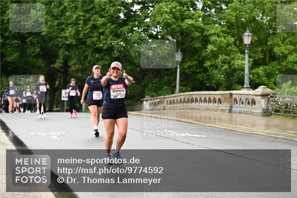 14.06.2026 - REWE Women's Run Dr. Thomas Lammeyer http://msf.ph/oto/9774592 14.06.2026 09:55:29 Laufen 10748, 57 meine-sportfotos.de