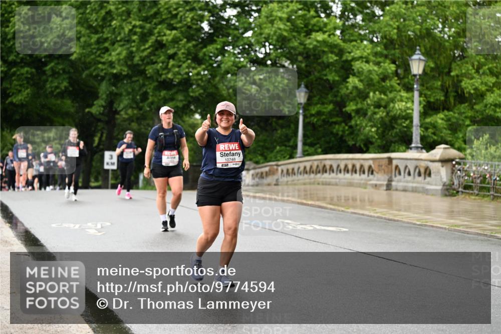 14.06.2026 - REWE Women's Run Dr. Thomas Lammeyer http://msf.ph/oto/9774594 14.06.2026 09:55:29 Laufen 10748, 7 meine-sportfotos.de