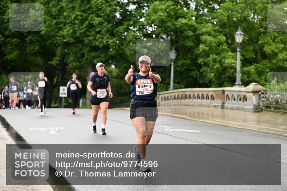 14.06.2026 - REWE Women's Run Dr. Thomas Lammeyer http://msf.ph/oto/9774596 14.06.2026 09:55:29 Laufen 10748, 57 meine-sportfotos.de