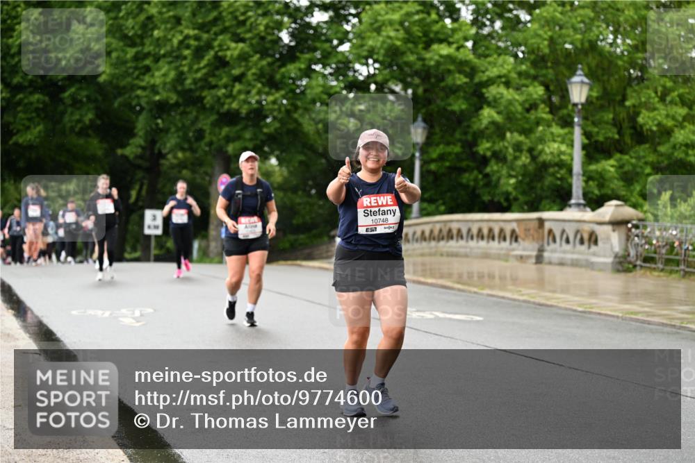 14.06.2026 - REWE Women's Run Dr. Thomas Lammeyer http://msf.ph/oto/9774600 14.06.2026 09:55:30 Laufen 10748 meine-sportfotos.de