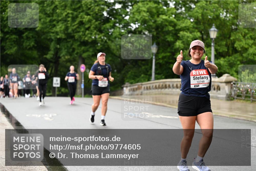 14.06.2026 - REWE Women's Run Dr. Thomas Lammeyer http://msf.ph/oto/9774605 14.06.2026 09:55:30 Laufen 10748 meine-sportfotos.de