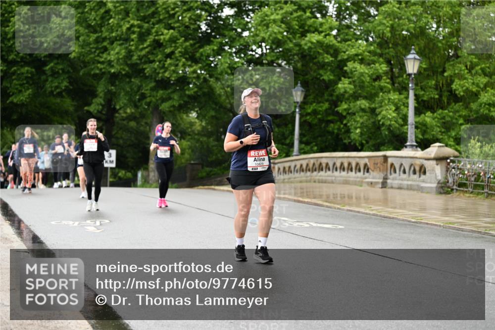 14.06.2026 - REWE Women's Run Dr. Thomas Lammeyer http://msf.ph/oto/9774615 14.06.2026 09:55:31 Laufen 10829 meine-sportfotos.de