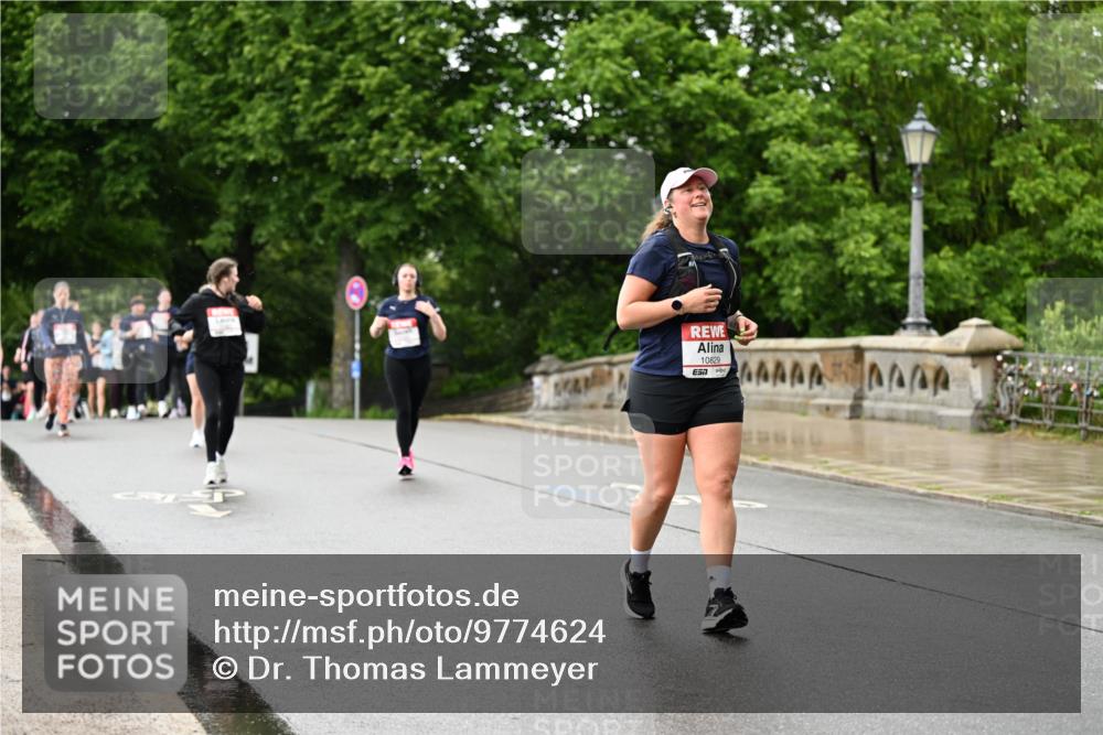 14.06.2026 - REWE Women's Run Dr. Thomas Lammeyer http://msf.ph/oto/9774624 14.06.2026 09:55:32 Laufen 10829, 75 meine-sportfotos.de