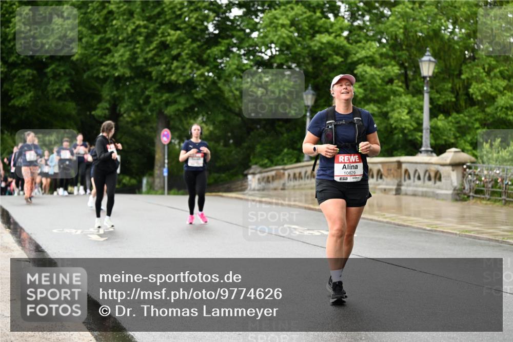 14.06.2026 - REWE Women's Run Dr. Thomas Lammeyer http://msf.ph/oto/9774626 14.06.2026 09:55:33 Laufen 10829 meine-sportfotos.de