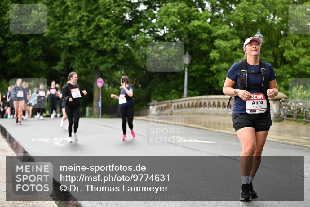 14.06.2026 - REWE Women's Run Dr. Thomas Lammeyer http://msf.ph/oto/9774631 14.06.2026 09:55:33 Laufen 10829 meine-sportfotos.de