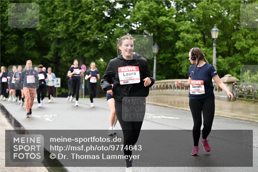 14.06.2026 - REWE Women's Run Dr. Thomas Lammeyer http://msf.ph/oto/9774643 14.06.2026 09:55:38 Laufen 10487, 657, 11029 meine-sportfotos.de