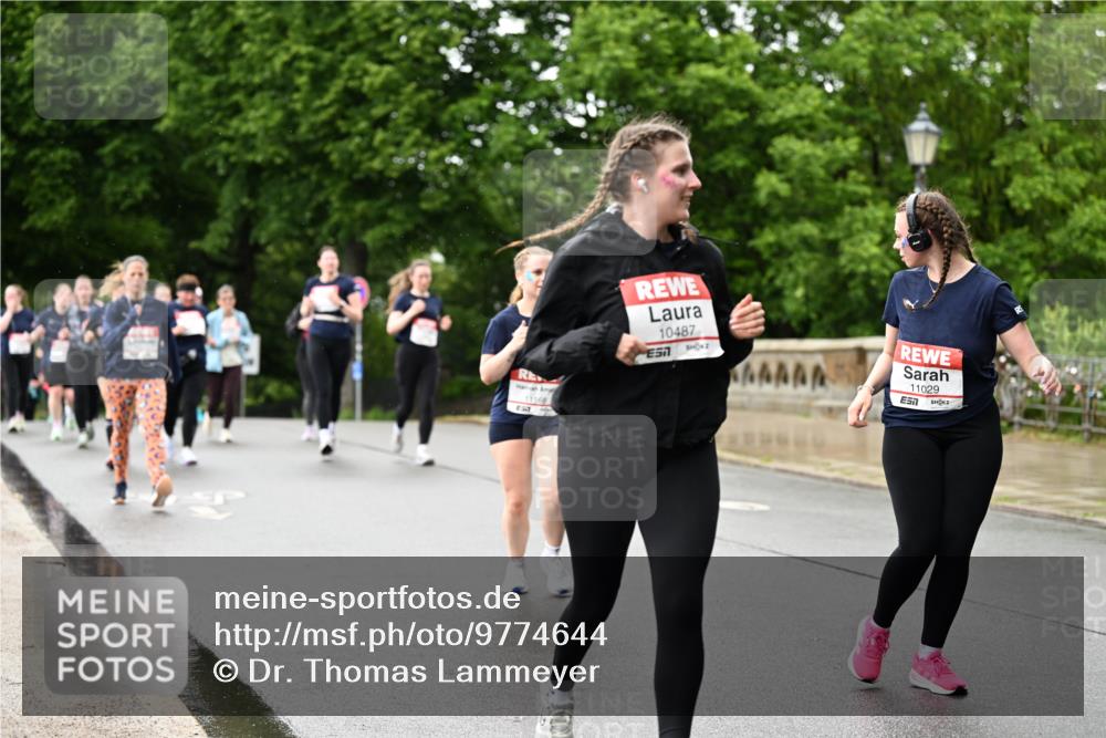 14.06.2026 - REWE Women's Run Dr. Thomas Lammeyer http://msf.ph/oto/9774644 14.06.2026 09:55:38 Laufen 11168, 10487, 11029, 144444, 7 meine-sportfotos.de