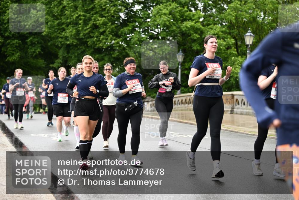 14.06.2026 - REWE Women's Run Dr. Thomas Lammeyer http://msf.ph/oto/9774678 14.06.2026 09:55:43 Laufen 0877, 0797 meine-sportfotos.de