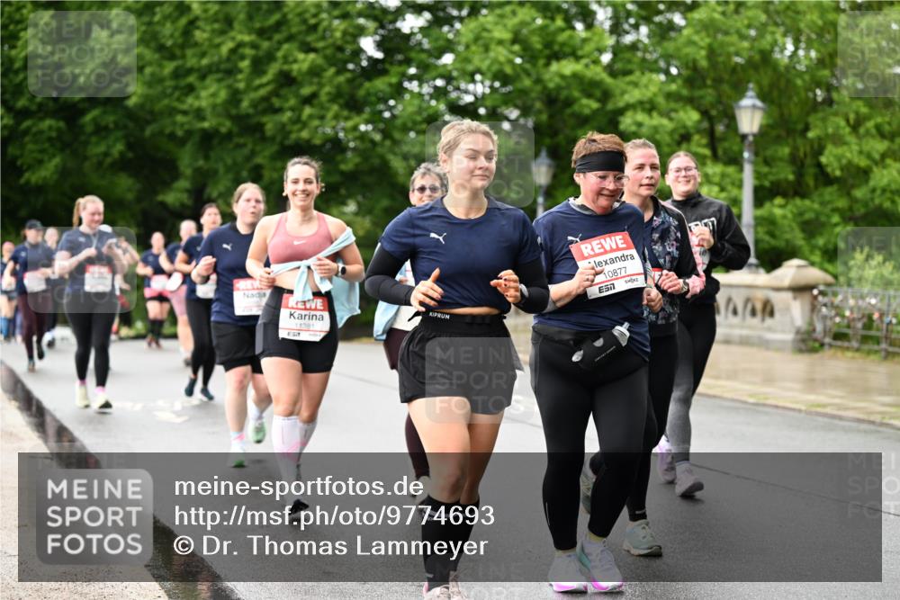 14.06.2026 - REWE Women's Run Dr. Thomas Lammeyer http://msf.ph/oto/9774693 14.06.2026 09:55:45 Laufen 11381, 10877 meine-sportfotos.de