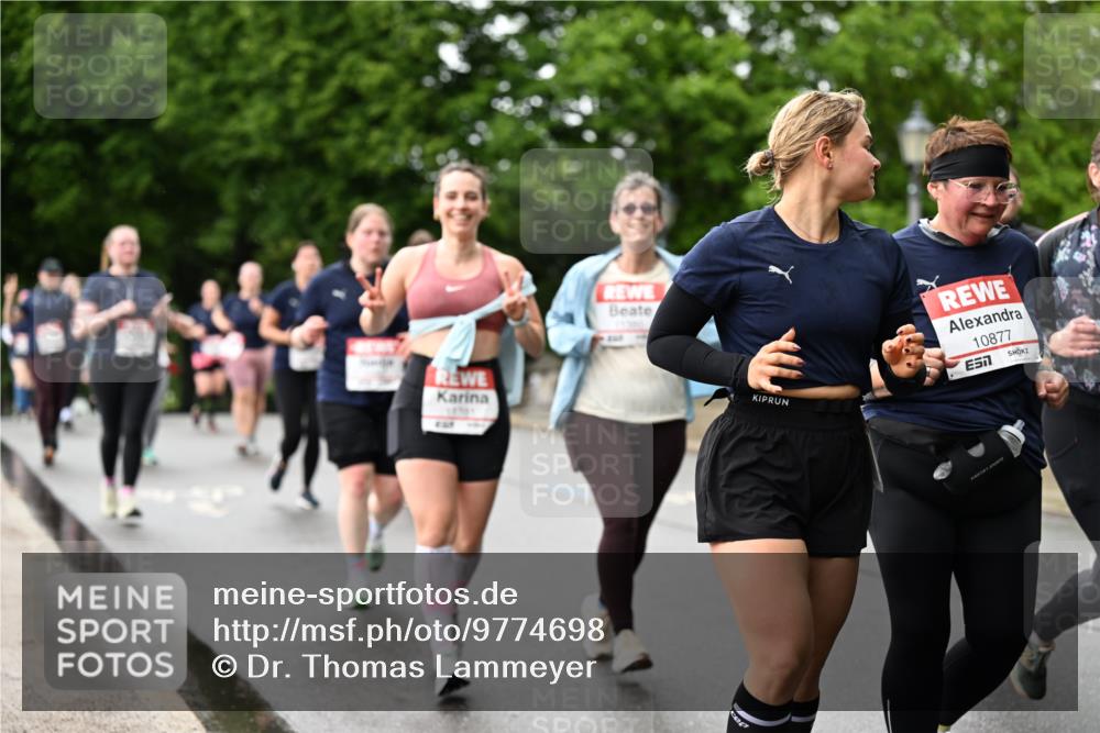 14.06.2026 - REWE Women's Run Dr. Thomas Lammeyer http://msf.ph/oto/9774698 14.06.2026 09:55:45 Laufen 10877, 7 meine-sportfotos.de