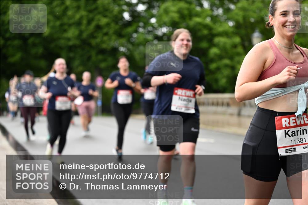 14.06.2026 - REWE Women's Run Dr. Thomas Lammeyer http://msf.ph/oto/9774712 14.06.2026 09:55:47 Laufen 11381 meine-sportfotos.de