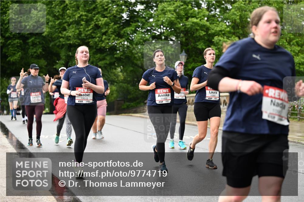 14.06.2026 - REWE Women's Run Dr. Thomas Lammeyer http://msf.ph/oto/9774719 14.06.2026 09:55:48 Laufen 10615, 7, 11400, 57, 1231, 10990 meine-sportfotos.de