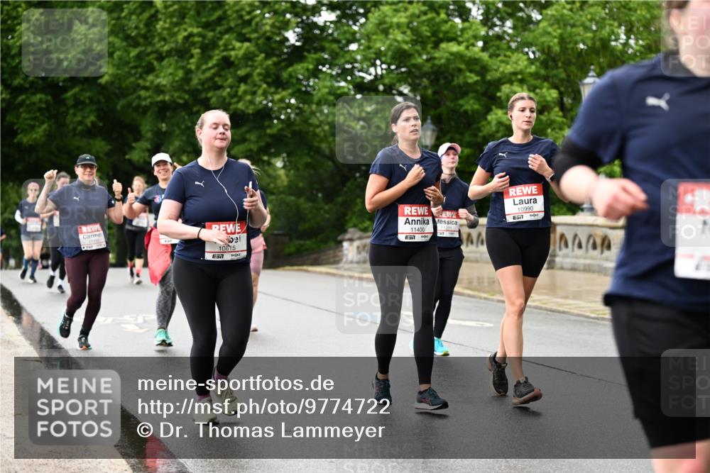 14.06.2026 - REWE Women's Run Dr. Thomas Lammeyer http://msf.ph/oto/9774722 14.06.2026 09:55:48 Laufen 10615, 11400, 7, 11231, 10990, 57 meine-sportfotos.de