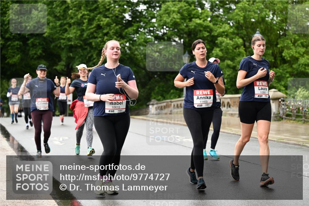 14.06.2026 - REWE Women's Run Dr. Thomas Lammeyer http://msf.ph/oto/9774727 14.06.2026 09:55:49 Laufen 10615, 7, 11400, 24, 10990 meine-sportfotos.de