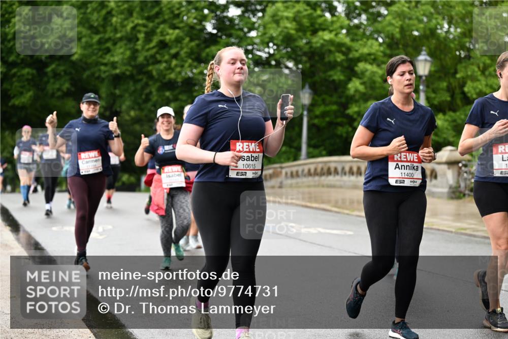 14.06.2026 - REWE Women's Run Dr. Thomas Lammeyer http://msf.ph/oto/9774731 14.06.2026 09:55:49 Laufen 10615, 11400, 1 meine-sportfotos.de