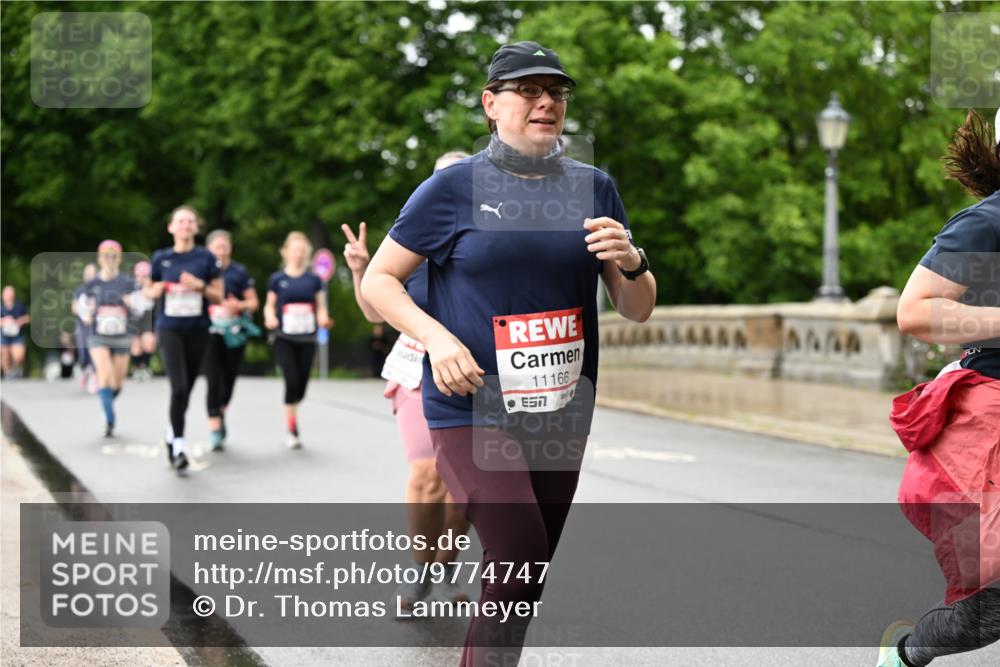 14.06.2026 - REWE Women's Run Dr. Thomas Lammeyer http://msf.ph/oto/9774747 14.06.2026 09:55:51 Laufen 11166, 7 meine-sportfotos.de
