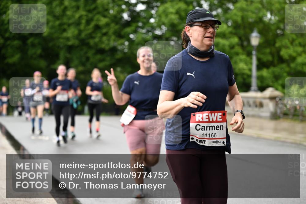 14.06.2026 - REWE Women's Run Dr. Thomas Lammeyer http://msf.ph/oto/9774752 14.06.2026 09:55:52 Laufen 76, 11166, 7 meine-sportfotos.de