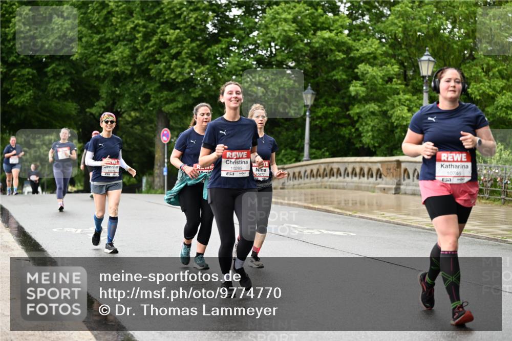 14.06.2026 - REWE Women's Run Dr. Thomas Lammeyer http://msf.ph/oto/9774770 14.06.2026 09:55:54 Laufen 10179, 10746, 10289, 10577 meine-sportfotos.de