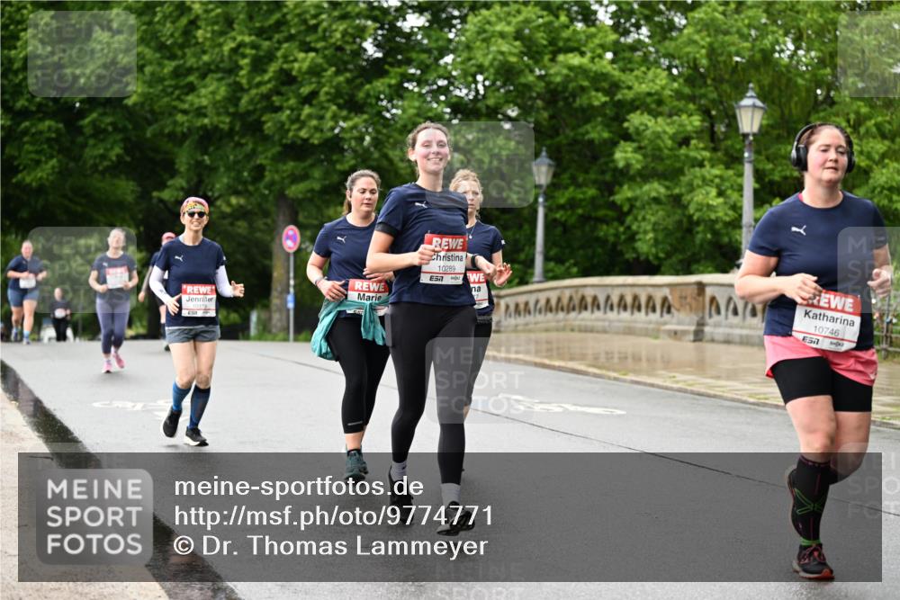 14.06.2026 - REWE Women's Run Dr. Thomas Lammeyer http://msf.ph/oto/9774771 14.06.2026 09:55:54 Laufen 10179, 10289, 57, 10746 meine-sportfotos.de