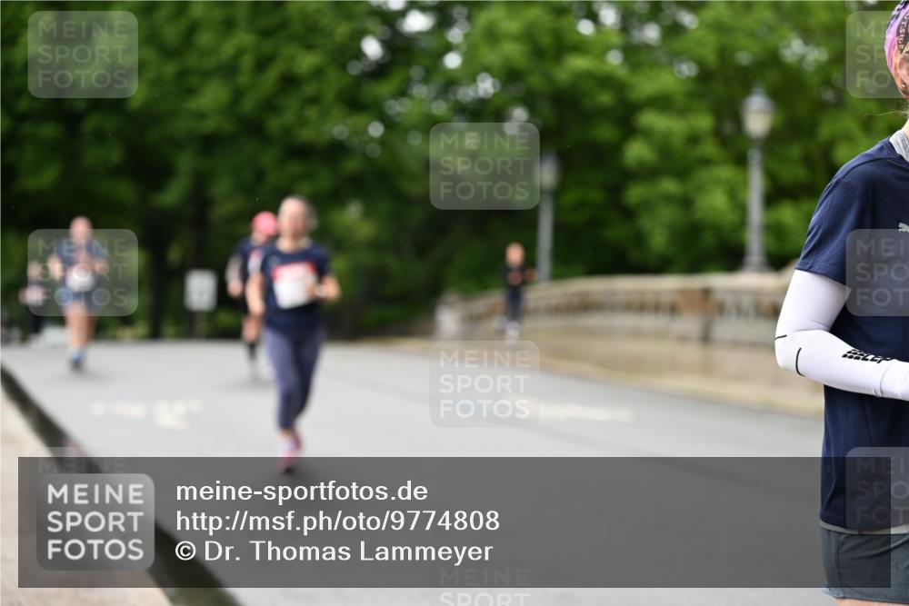 14.06.2026 - REWE Women's Run Dr. Thomas Lammeyer http://msf.ph/oto/9774808 14.06.2026 09:55:58 Laufen  meine-sportfotos.de
