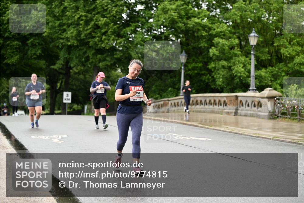 14.06.2026 - REWE Women's Run Dr. Thomas Lammeyer http://msf.ph/oto/9774815 14.06.2026 09:55:59 Laufen 10187 meine-sportfotos.de