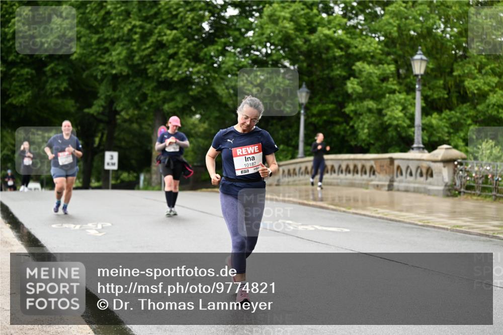 14.06.2026 - REWE Women's Run Dr. Thomas Lammeyer http://msf.ph/oto/9774821 14.06.2026 09:56:00 Laufen 10187, 657 meine-sportfotos.de